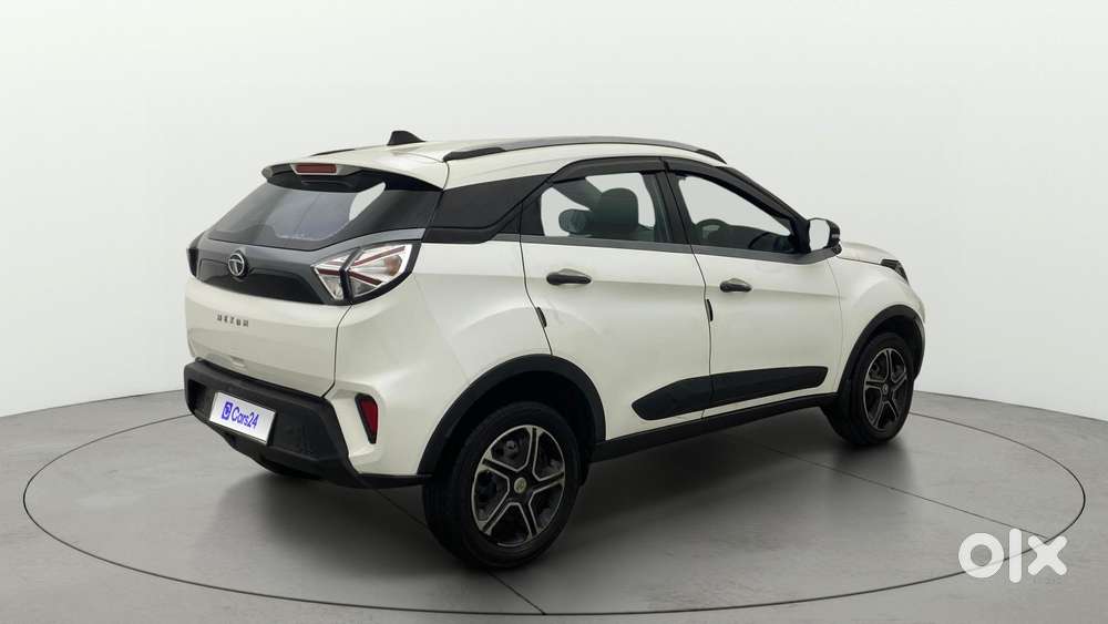 Tata Nexon 1.2 Revotron Xm (s), 2022, Diesel