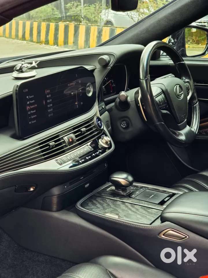 Lexus Ls, 2022, Petrol