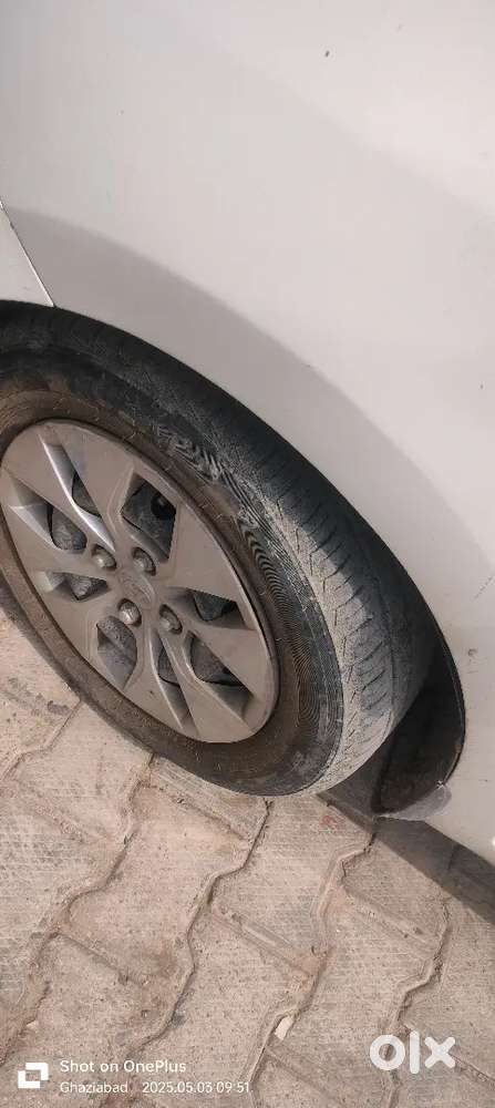 Hyundai Grand I10 2016 Year Car