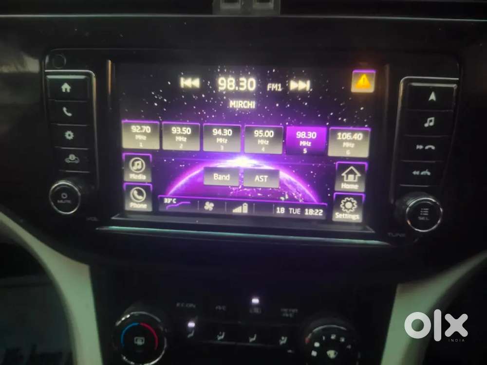 Mahindra Marazzo M8 2019