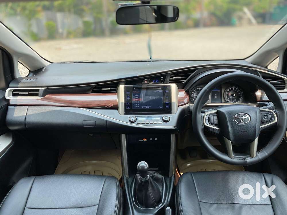 Toyota Innova Crysta 2.4 V, 2017, Diesel