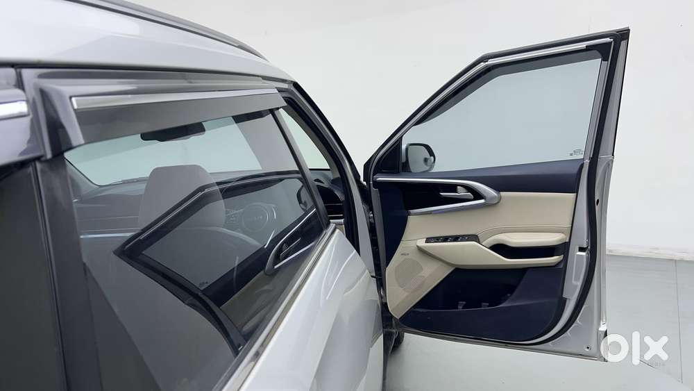 Kia Carens 1.5 Luxury Plus Diesel 6 Str, 2022, Diesel