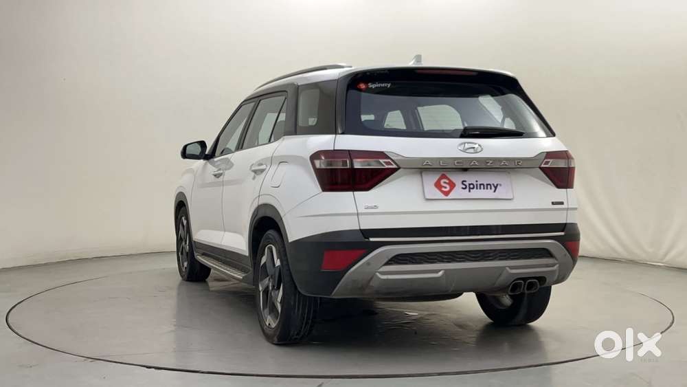 Hyundai Alcazar 2.0 Signature (o) Petrol At 6 Str, 2022, Petrol