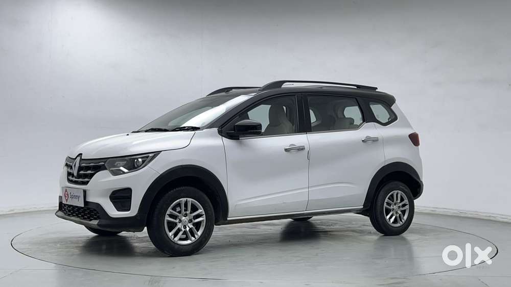 Renault Triber Rxt, 2023, Petrol