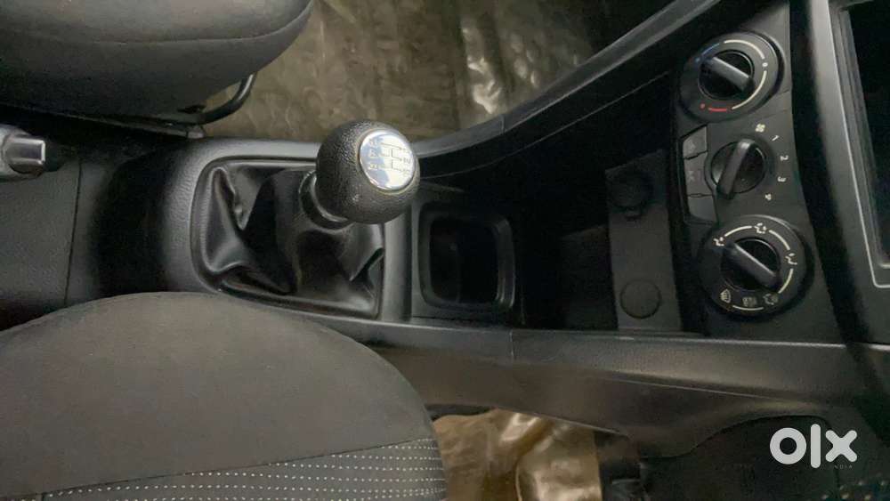 Maruti Suzuki Swift 2011-2014 Lxi, 2013, Petrol