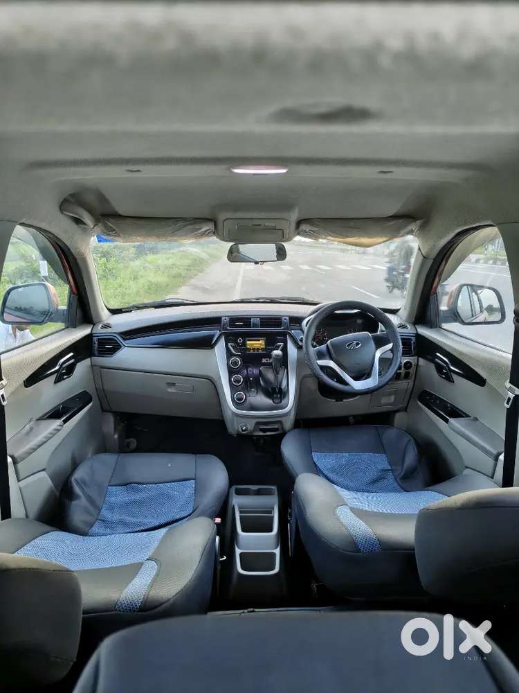 Mahindra Kuv 100 2016 Petrol