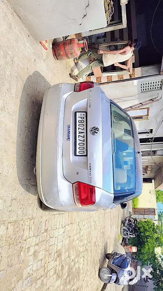 Vaise E Sale Karni Hai
