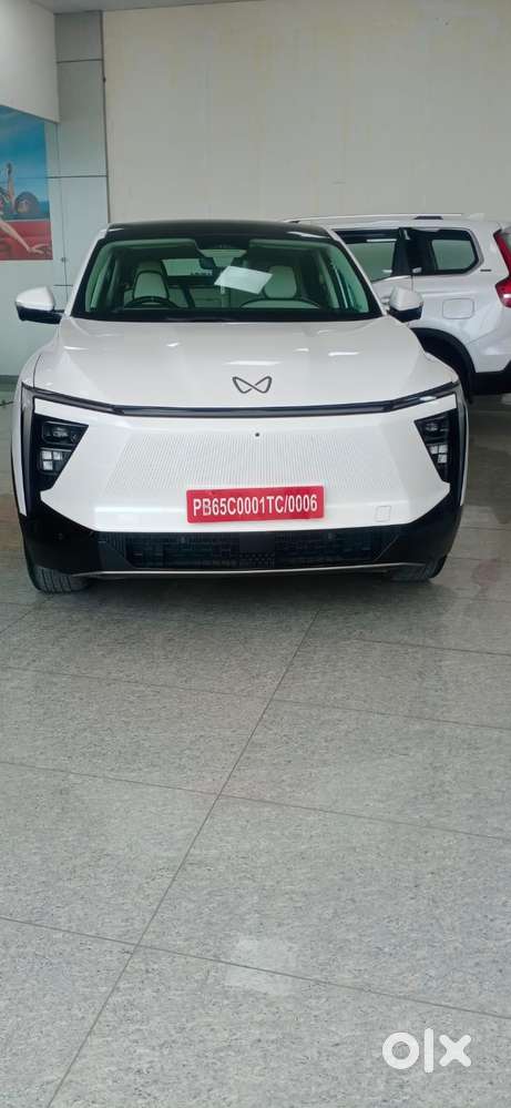 Mahindra Xev 9e Pack Three (top Model), 2025