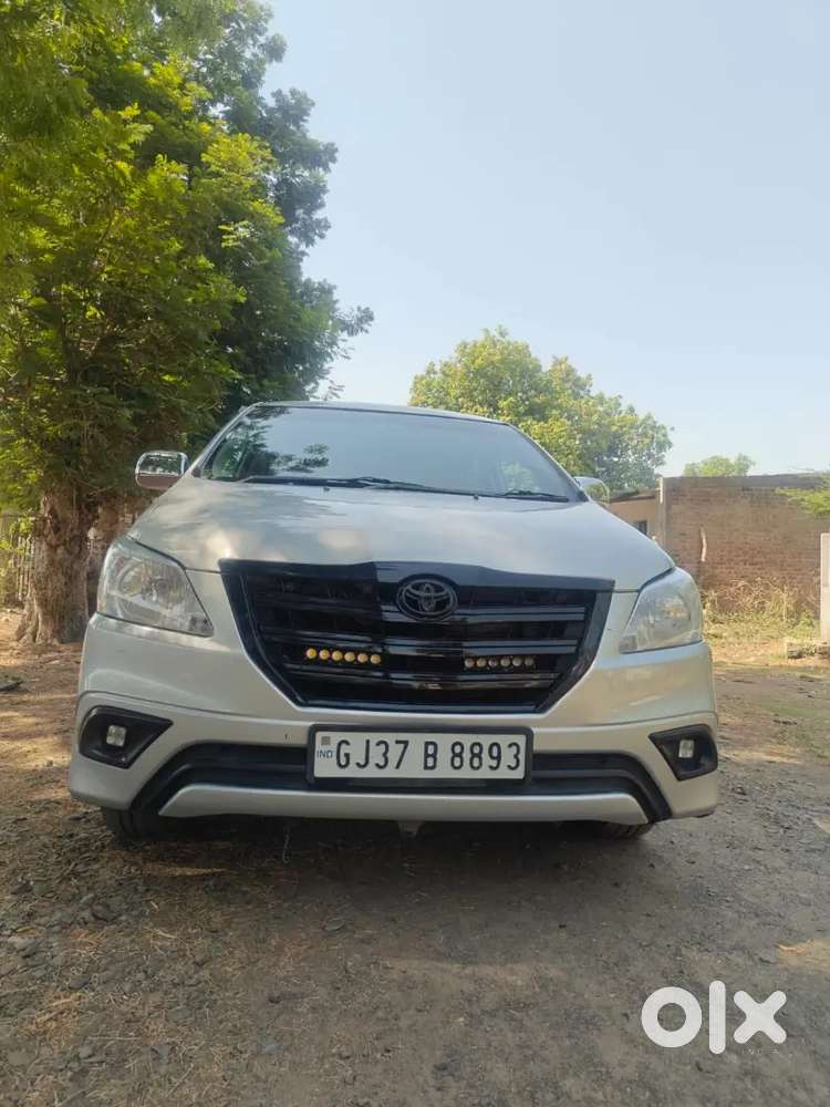 Innova 2016 Model