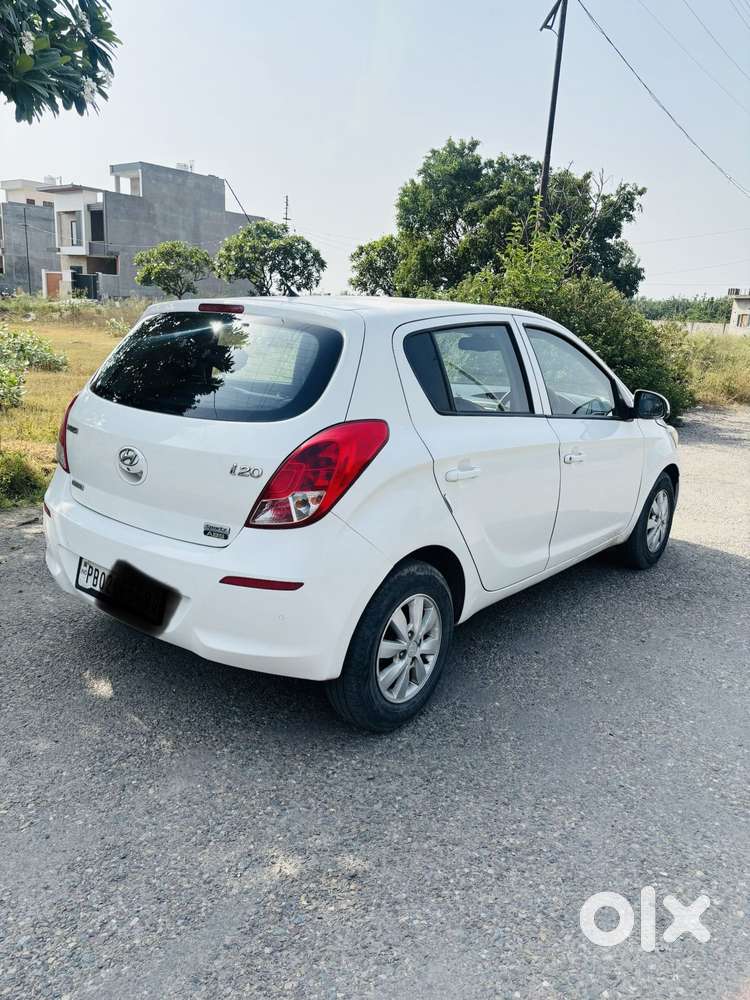 Hyundai I20 1.4 Crdi Sportz 6 Speed Bs Iv, 2013, Diesel