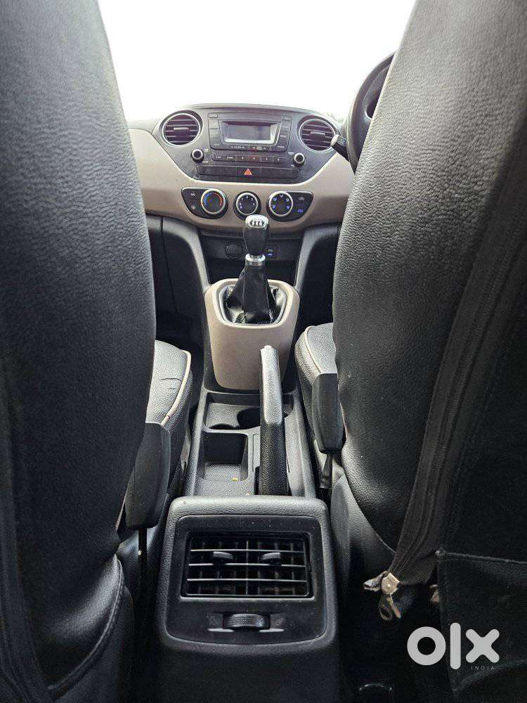 Hyundai Grand I10 Sportz Edition, 2016, Petrol