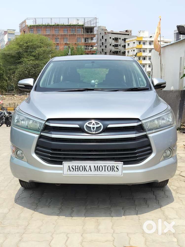 Toyota Innova Crysta 2.4 G Mt, 2017, Diesel
