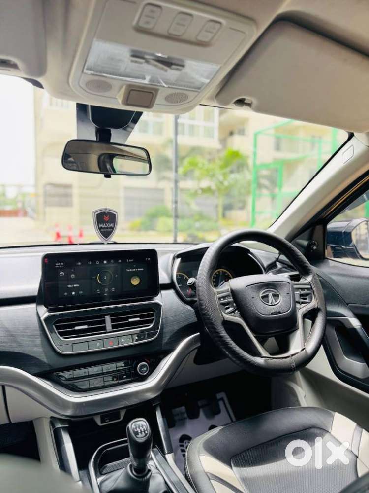Tata Safari, 2023, Diesel