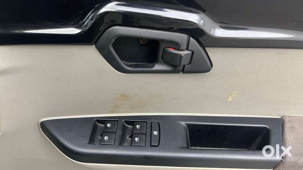 Mahindra Kuv 100 Mfalcon G80 K8, 2016, Petrol