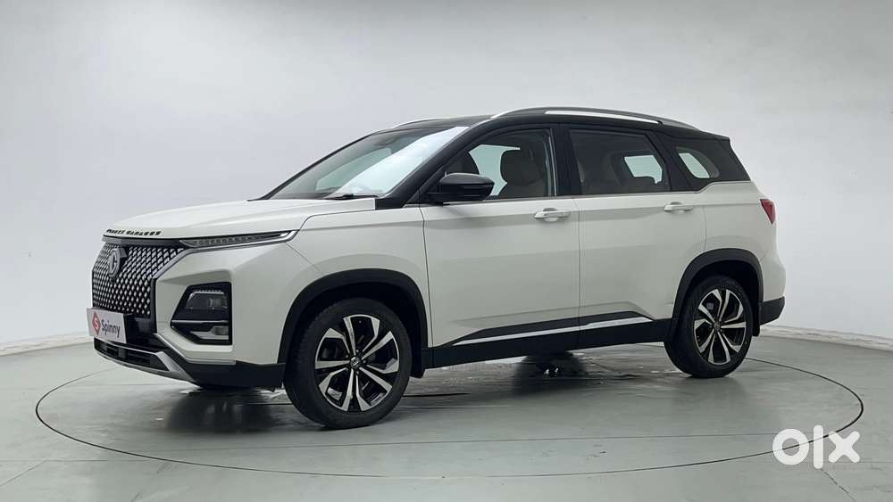 Mg Hector Plus Savvy Pro 1.5 Turbo Petrol Cvt 7 Str Dual Tone, 2023,..