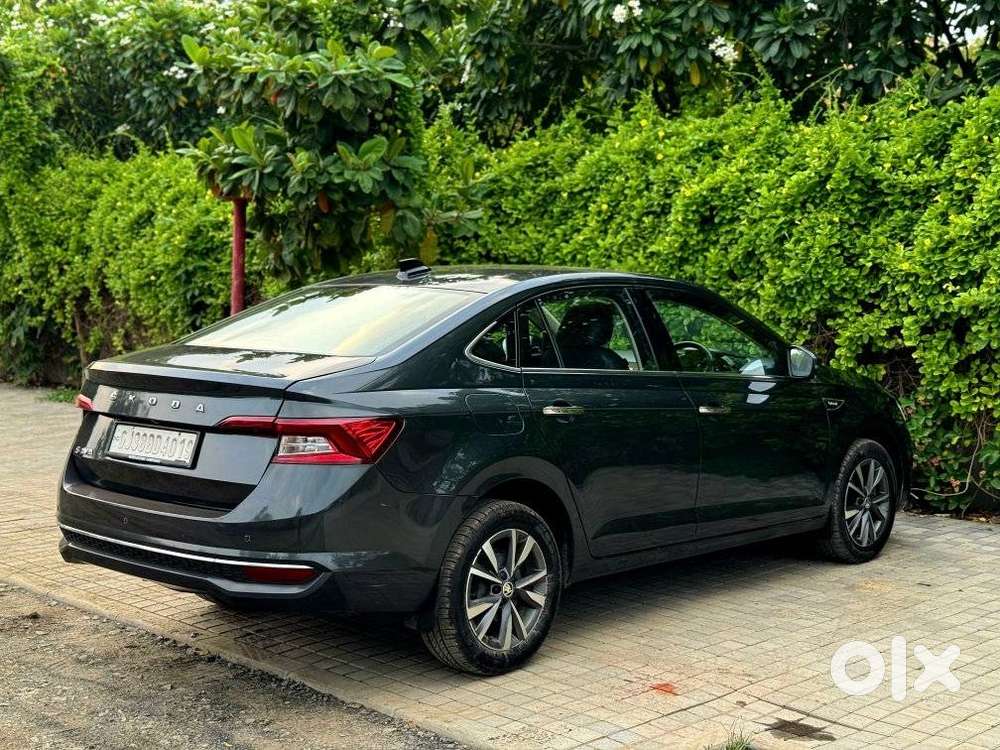 Skoda Slavia 1.0 Tsi Style, 2022, Petrol