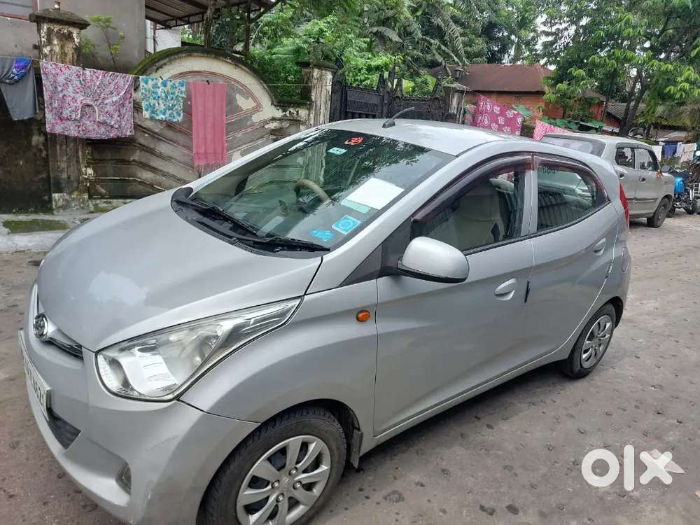 Hyundai Eon Sportz 2012 Petrol
