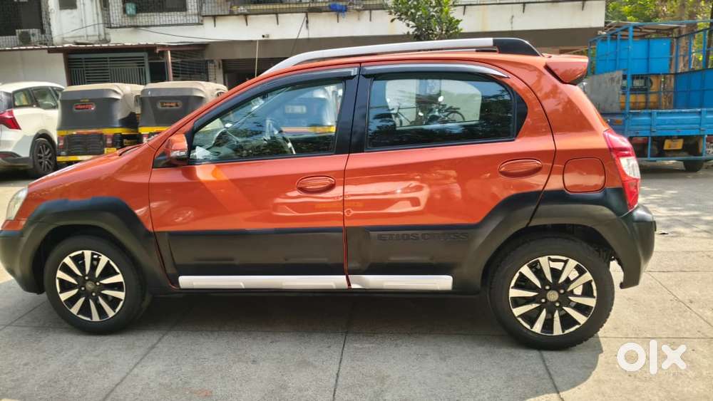 Toyota Etios Cross 1.2l G, 2014, Petrol