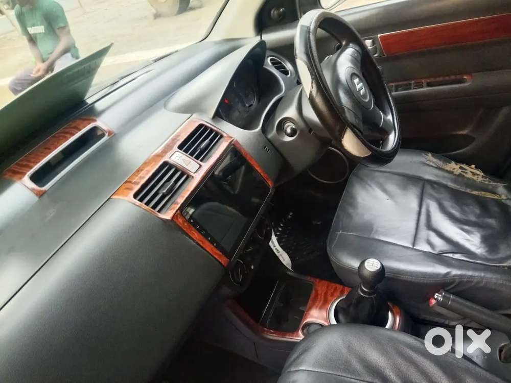Maruti Suzuki Swift Vxi 2010 Petrol Car