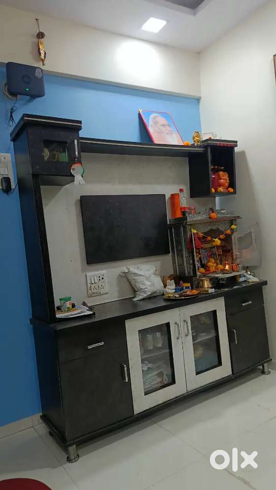 Tv unit big size