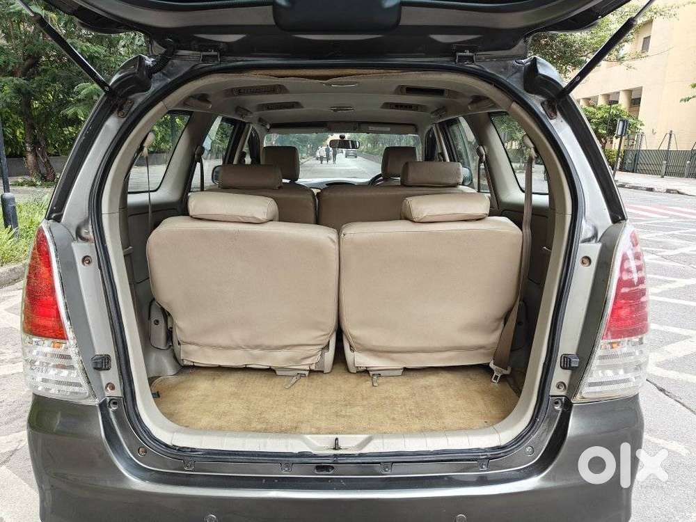 Toyota Innova 2.5 Vx 8 Str Bs-iii, 2012, Diesel