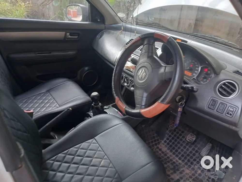 Maruti Suzuki Swift 2009 Diesel 140000 Km Driven