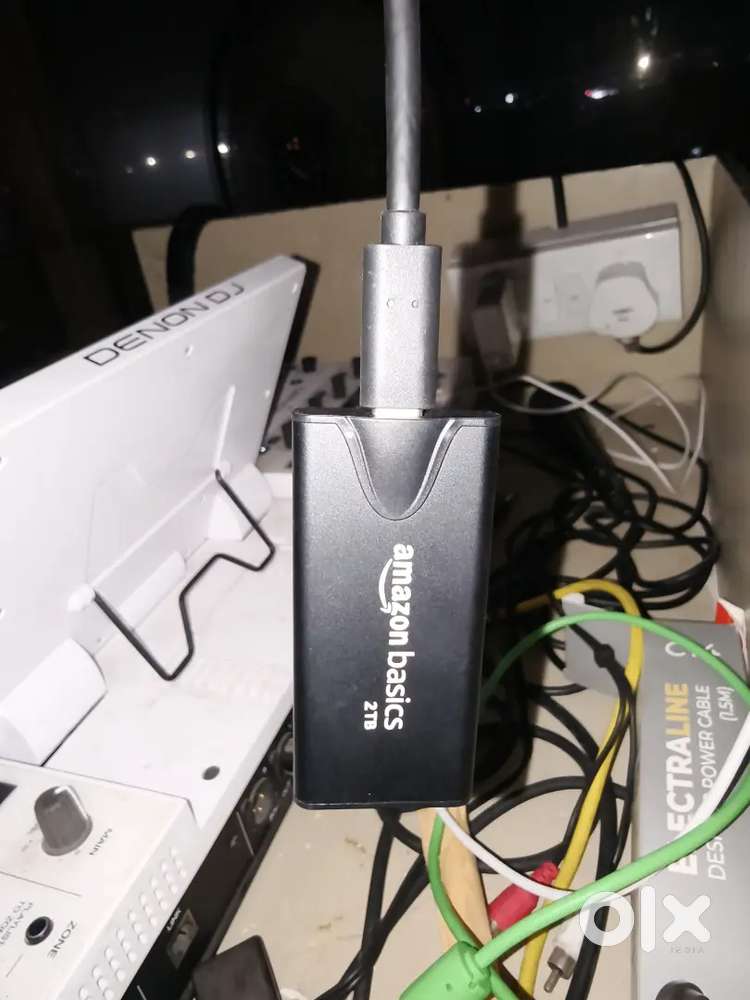 AMAZON BASICS SSD 2 TB NEW CONDITION WITH BOX AND CABLE