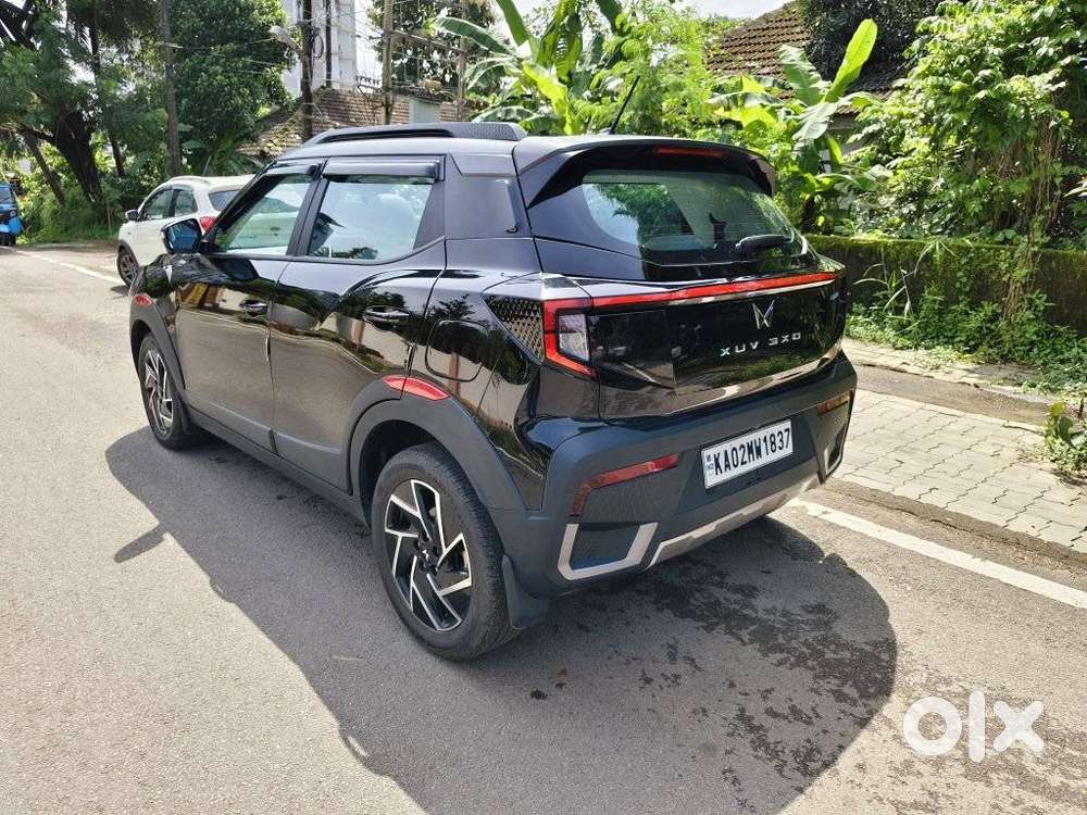 Mahindra Xuv 3xo Ax7l 1.2 Petrol At (pg), 2024, Petrol