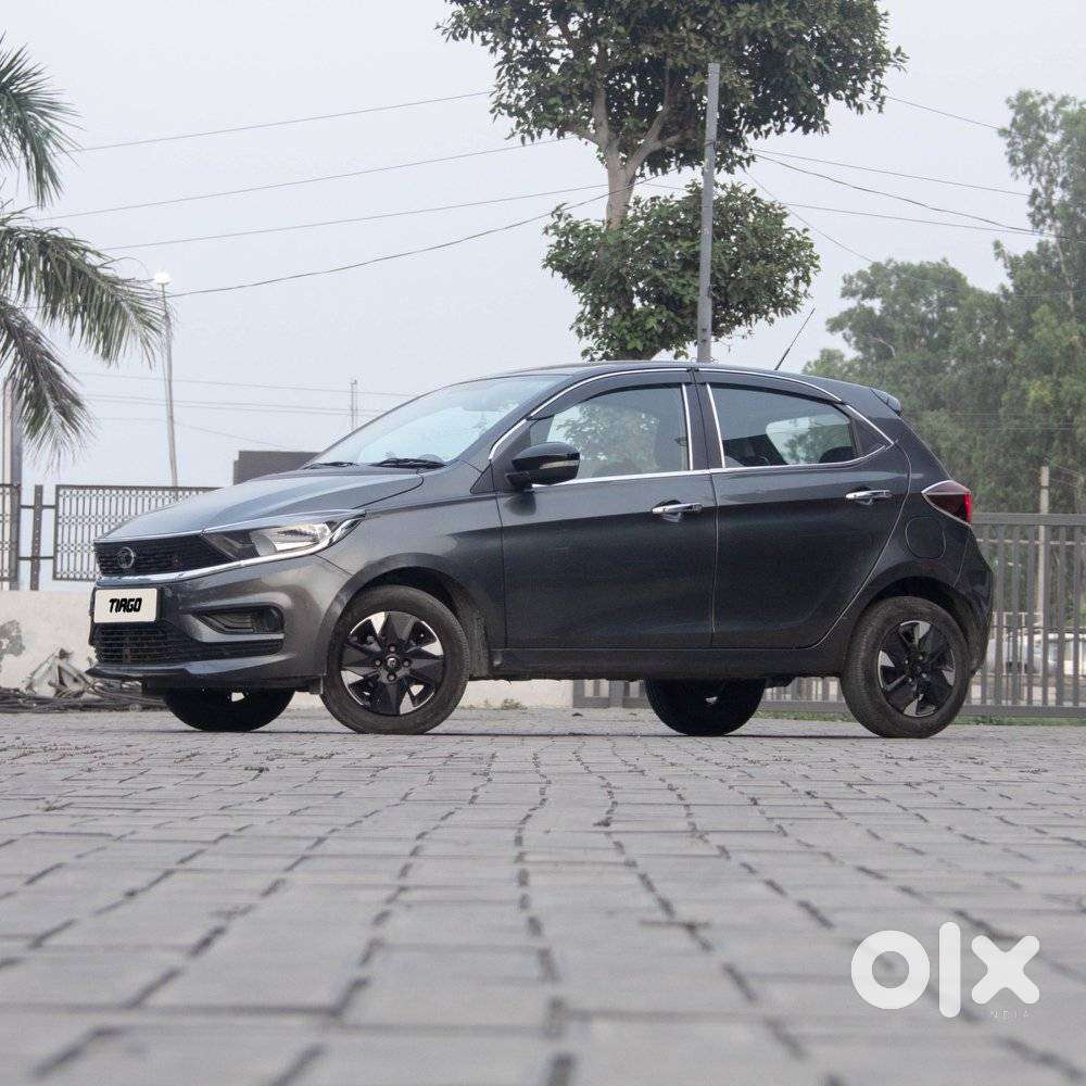 Tata Tiago Xt Icng, 2025, Petrol