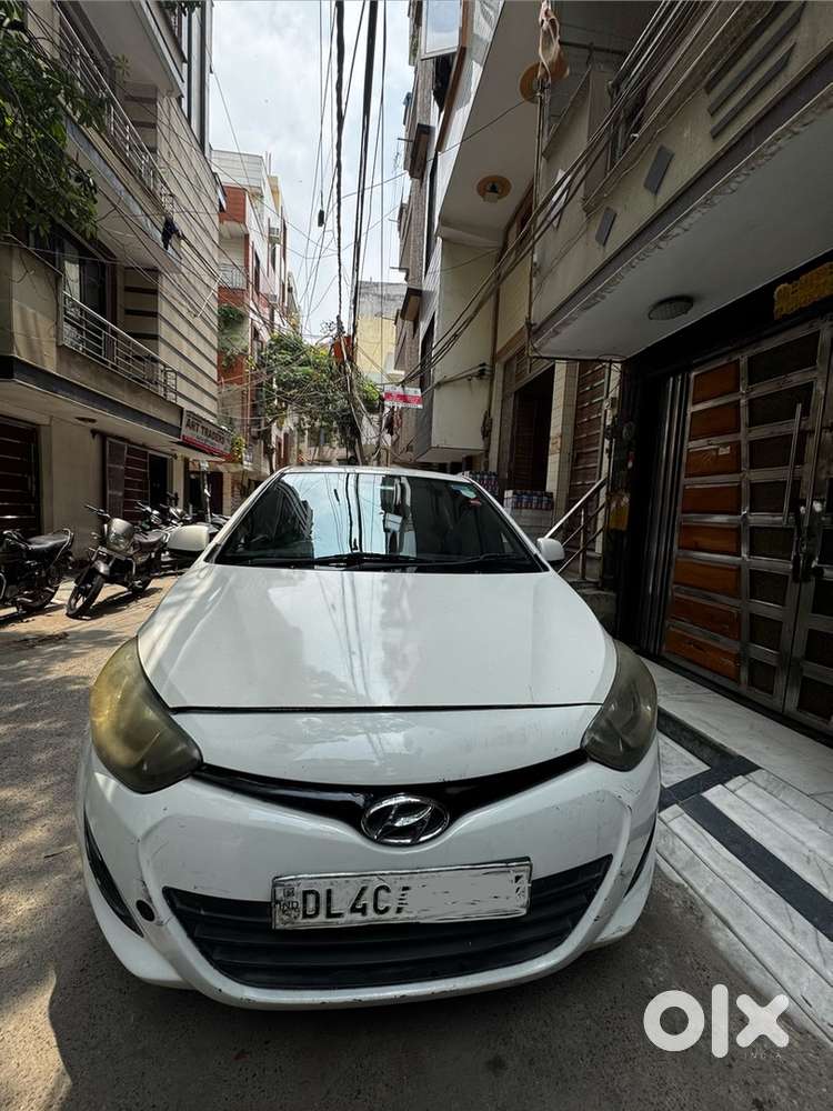 Hyundai I20 2013 Cng 107000 Km Driven