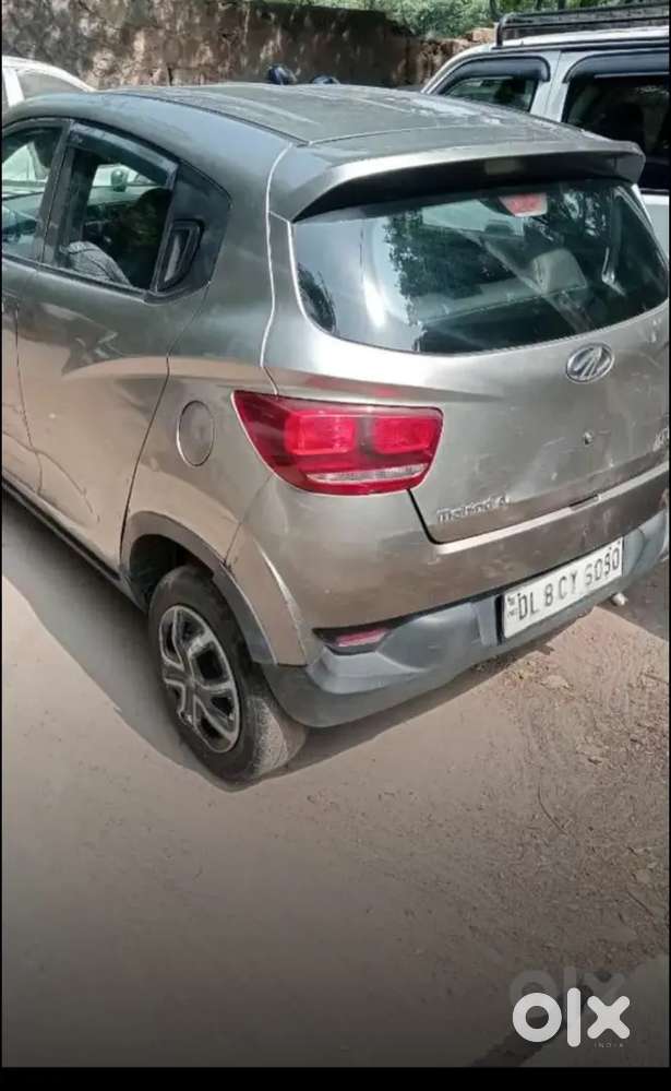 Mahindra Kuv 100 2016 Petrol 48000 Km Driven