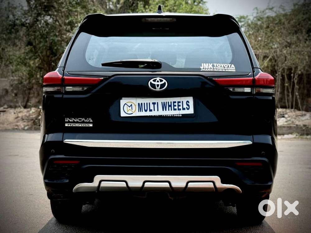 Toyota Innova Hycross Gx (o), 2024, Petrol