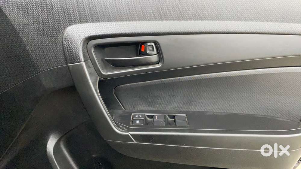 Maruti Suzuki Vitara Brezza 1.5 Lxi, 2022, Petrol