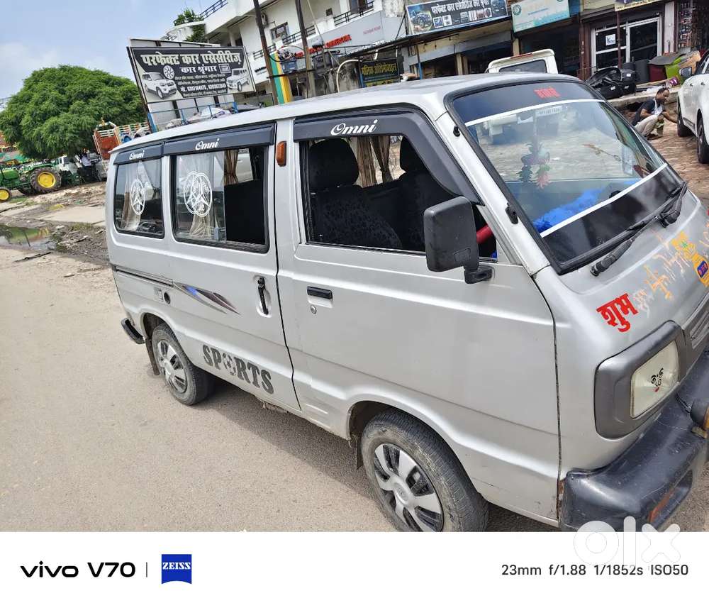Maruti Omni