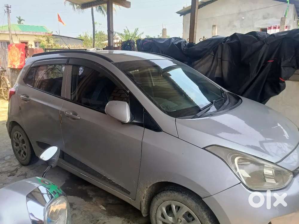 Hyundai Grand I10 2017 Petrol 65000 Km Driven