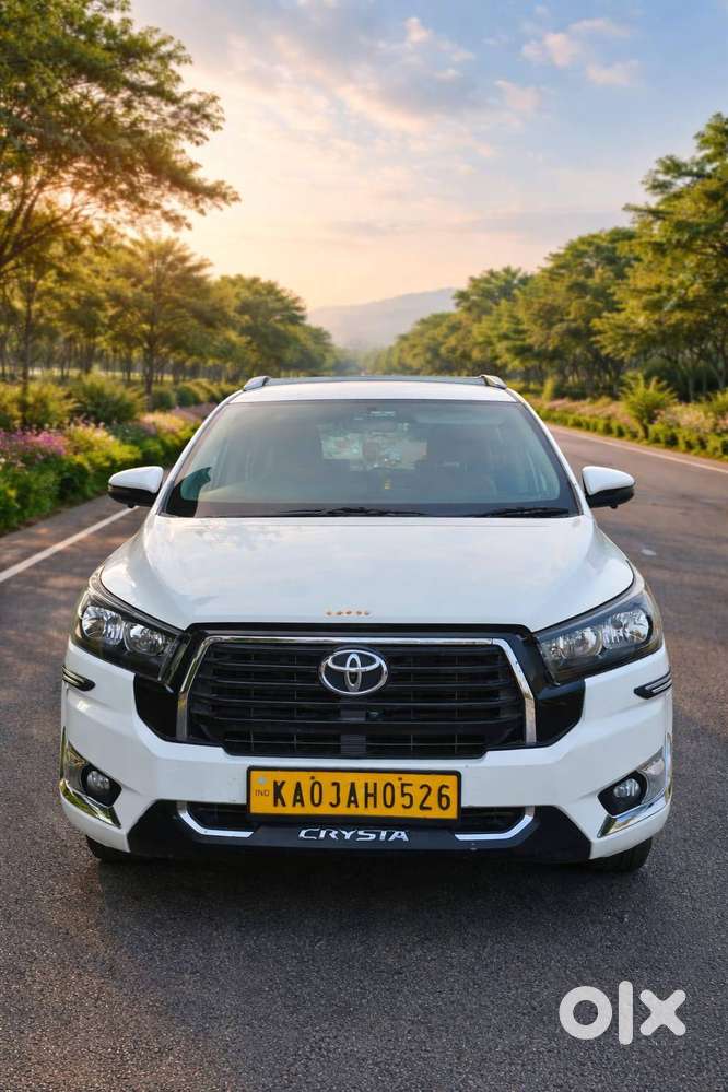 Toyota Innova Crysta 2019