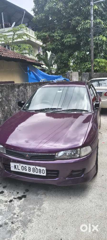 Mitsubishi Lancer 2002