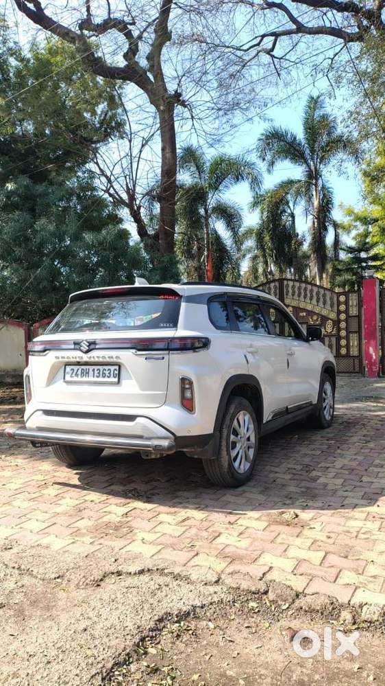 Maruti Suzuki Grand Vitara Smart Hybrid Alpha, 2024, Petrol