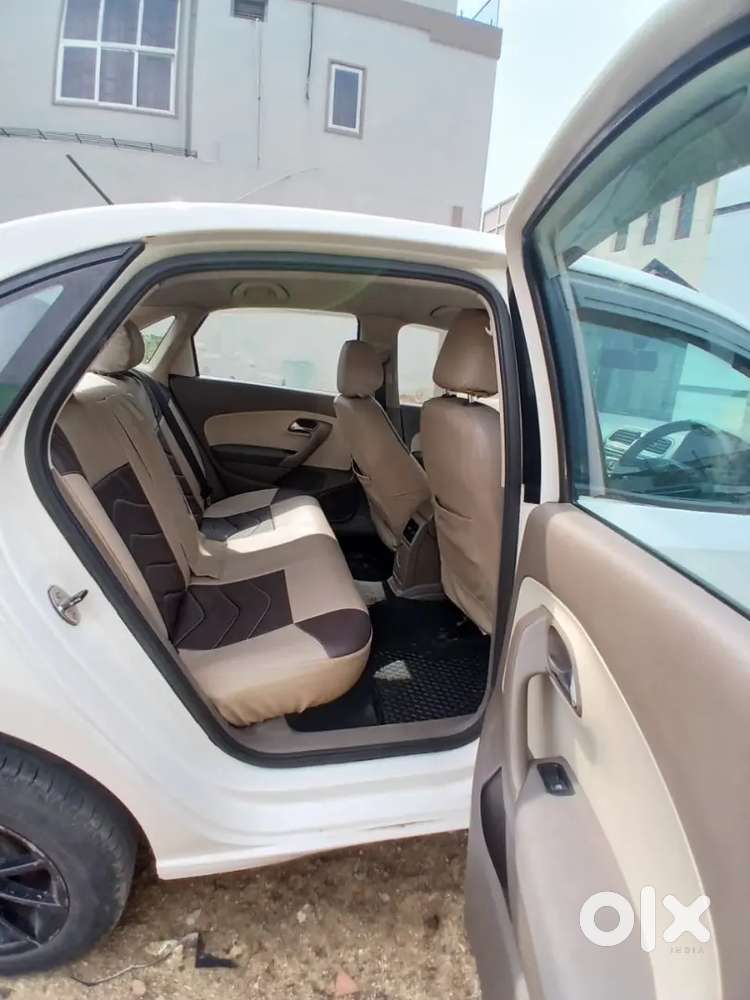 Skoda Rapid 1.6 Elegance 2013