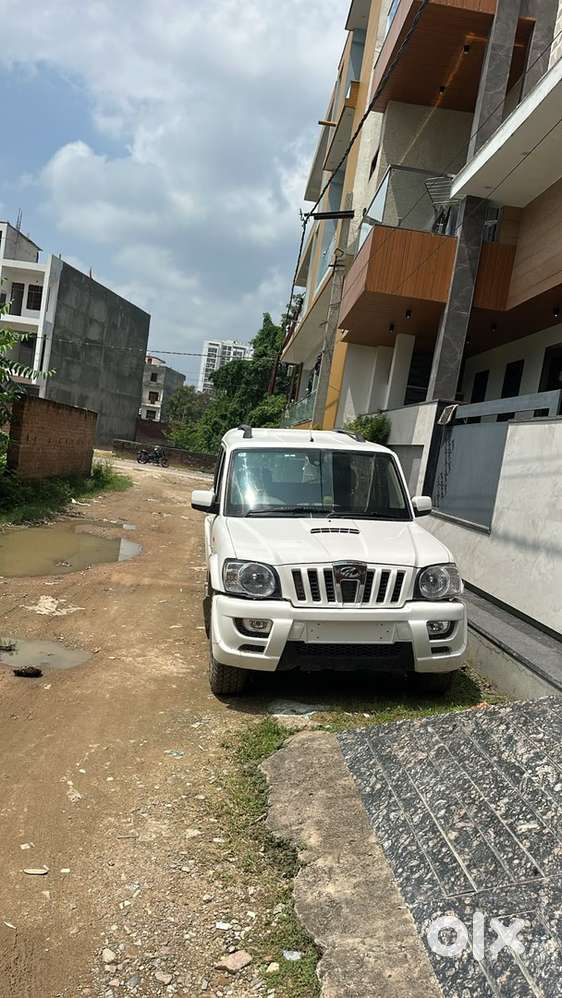 Mahindra Scorpio 2014