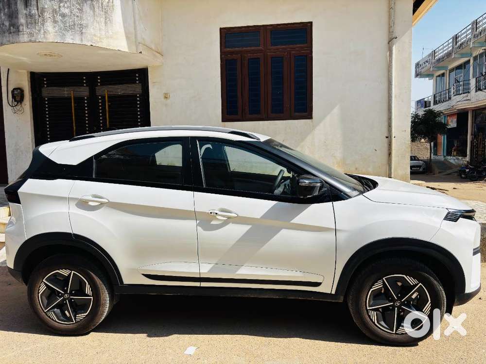 Tata Nexon Creative+ 2025 Diesel