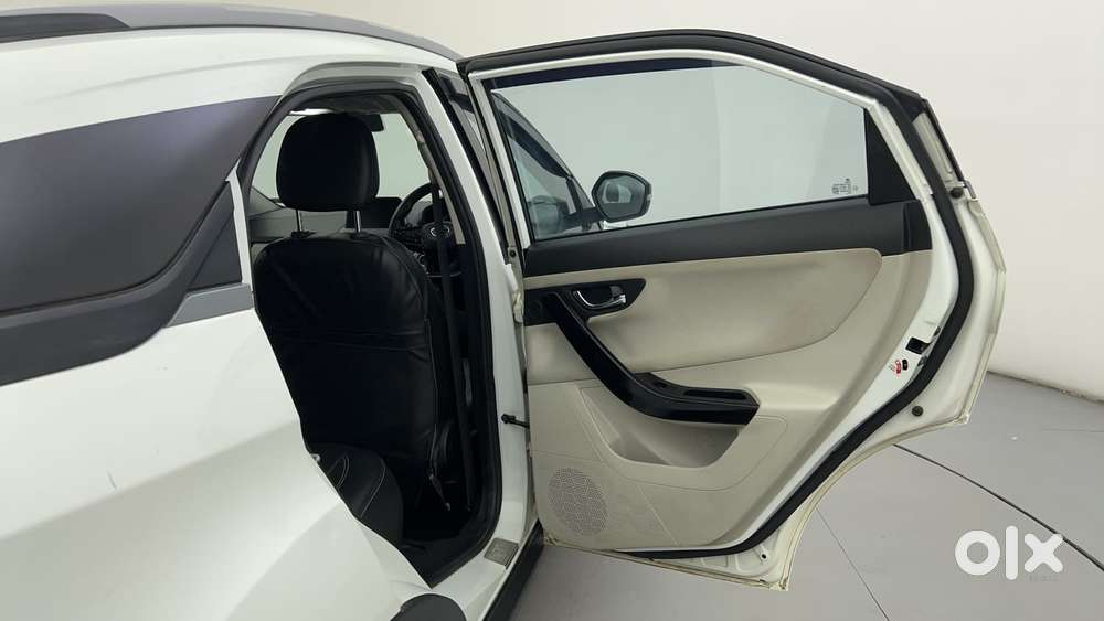 Tata Nexon 1.2 Revotron Xz Plus (s), 2021, Petrol