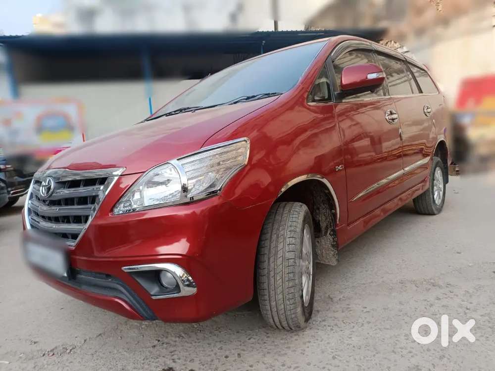 Toyota Innova 2011 Just In 5