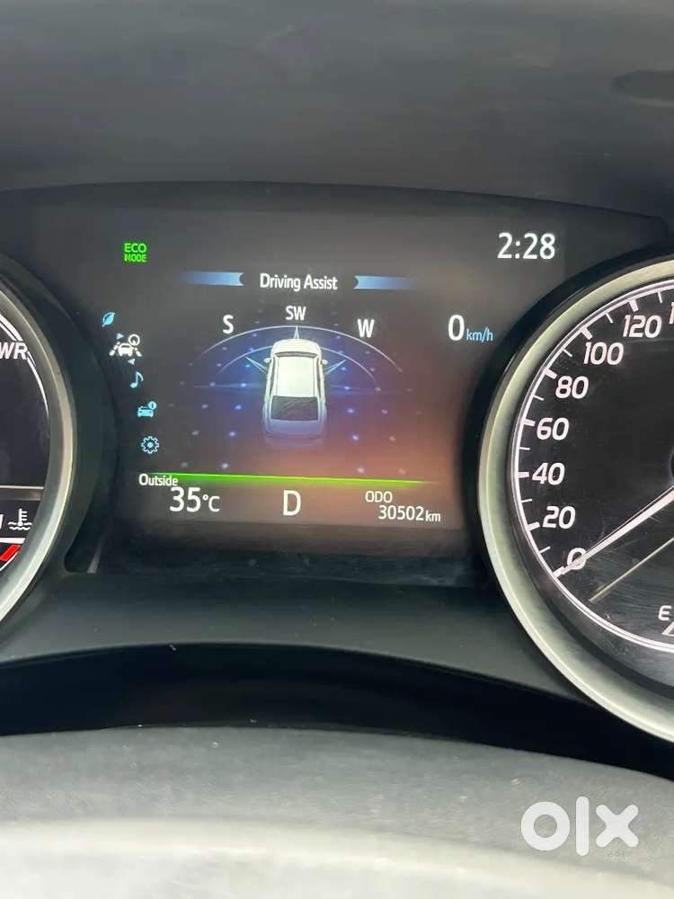Toyota Camry Hybrid 2022 Model