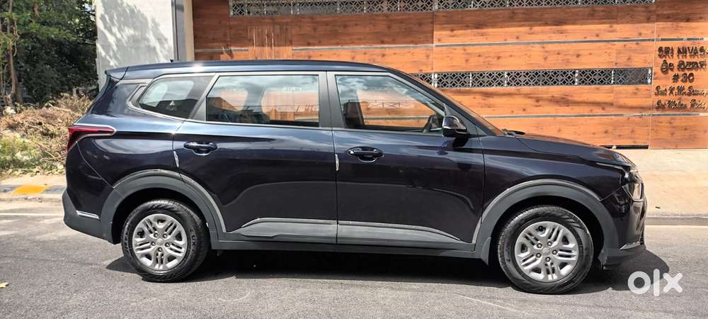 Kia Carens G 1.5 6mt Premium (o) 7-seater, 2024, Petrol