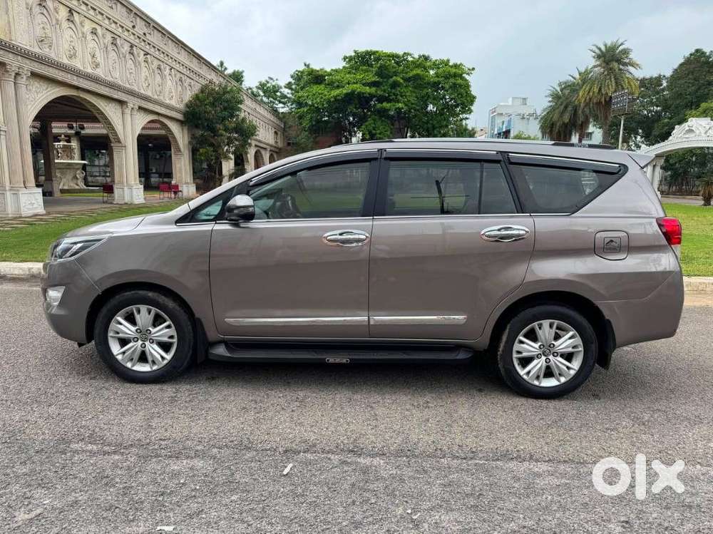 Toyota Innova Crysta 2.8z Automatic, 2018, Diesel