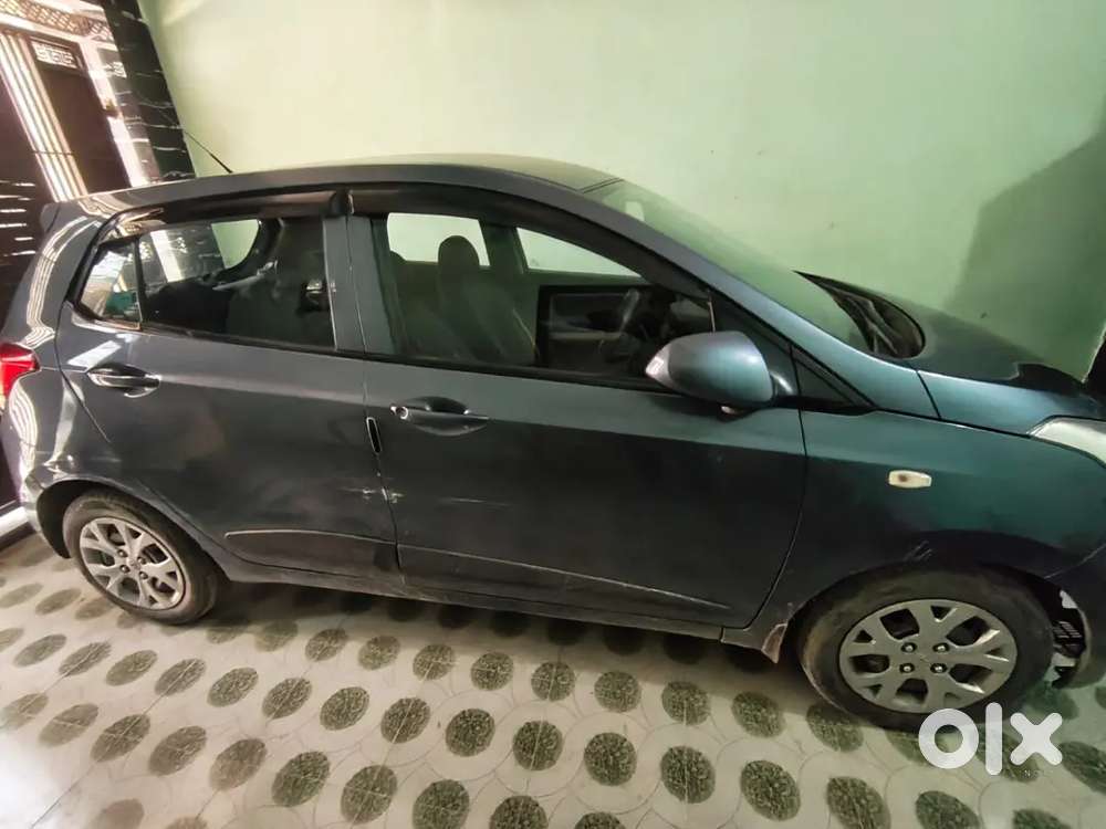 Hyundai Grand I10 2016 Petrol 38000 Km Driven