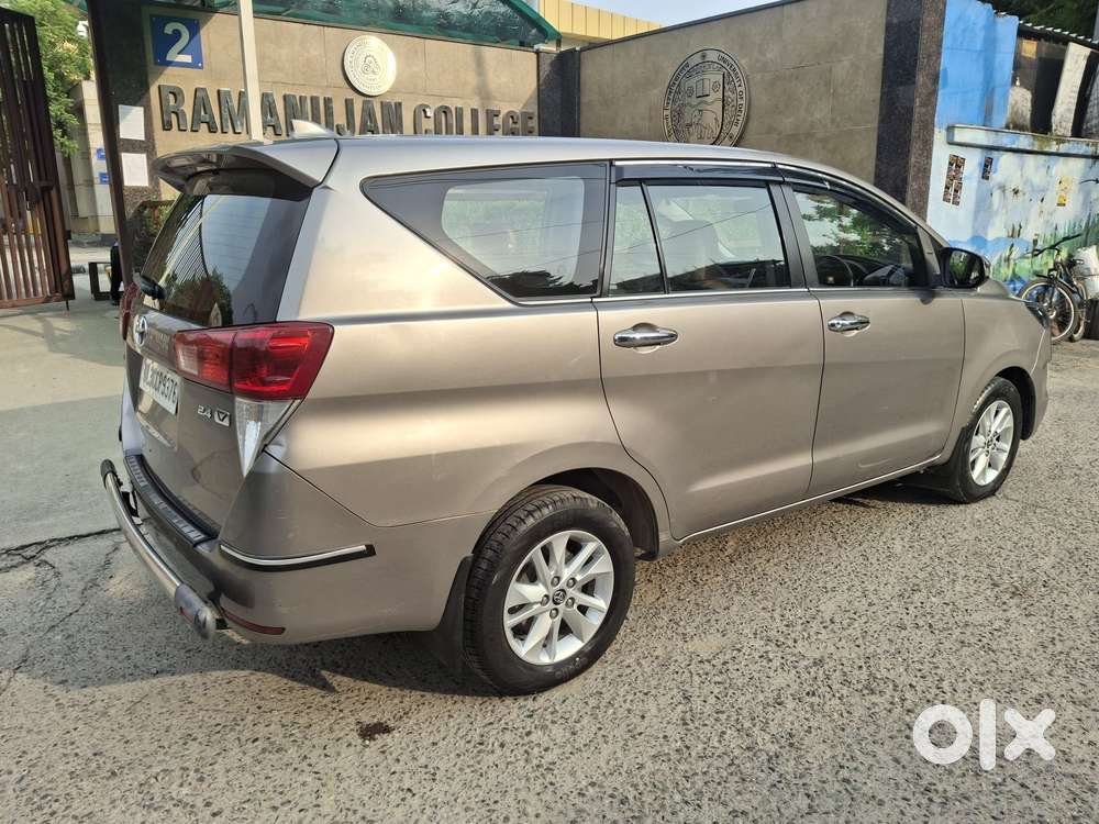 Toyota Innova Crysta 2.4 V 7 Str, 2018, Diesel