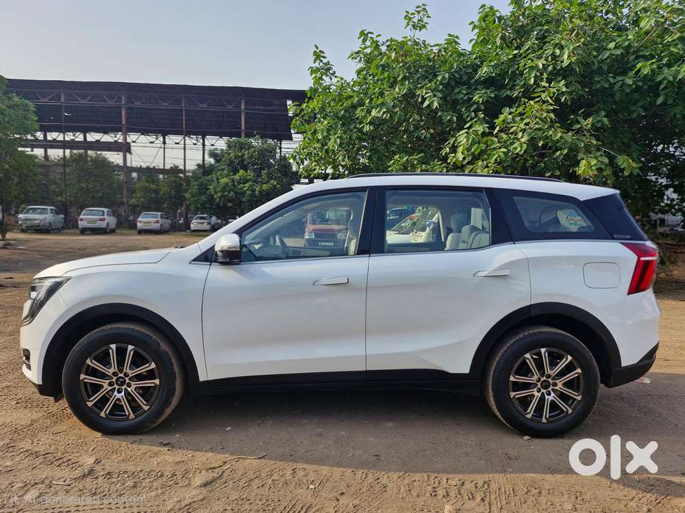 Mahindra Xuv700 2.0 Ax 7 Petrol At Luxury Pack Str, 2025, Petrol