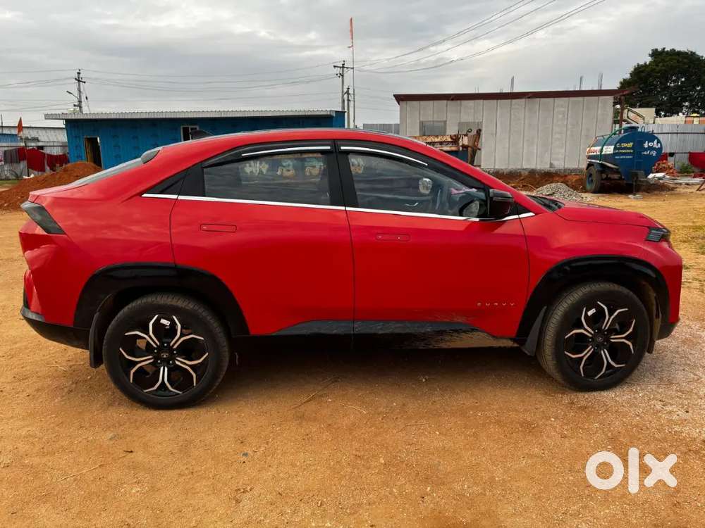 Tata Curvv Petrol 2025